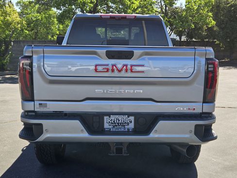 New 2026 GMC Sierra 2500 AT4 w/ AT4 Premium Plus Package AWD/4WD image 5