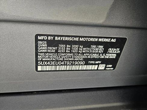 New 2026 BMW X5 xDrive50e w/ Executive Package image 17