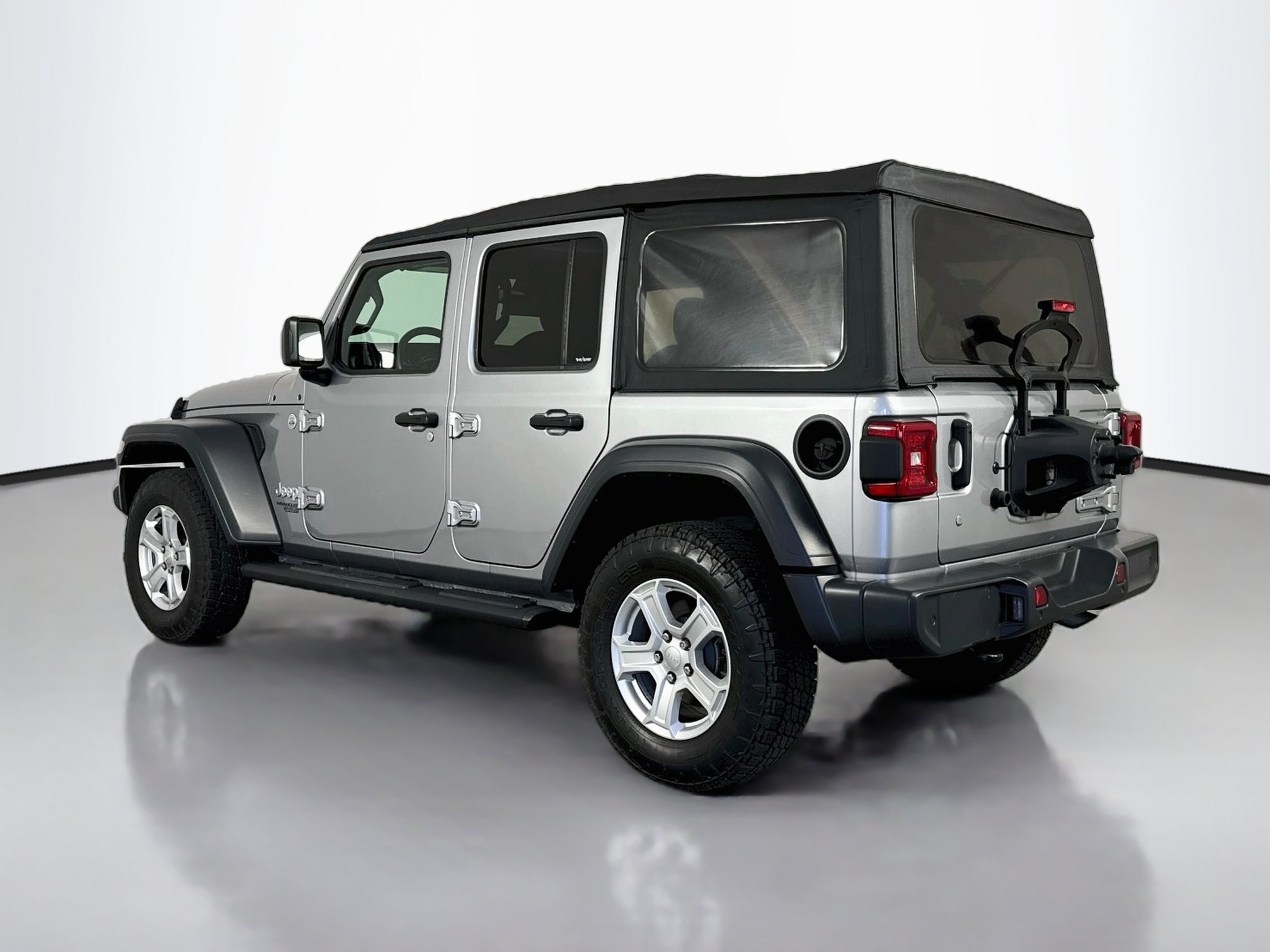 Used 2018 Jeep Wrangler Unlimited Sport S AWD/4WD image 5