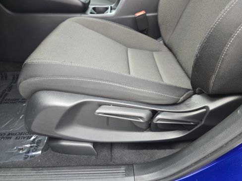 Used 2023 Honda CR-V LX image 25