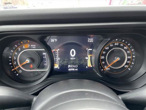 Certified 2024 Jeep Wrangler Unlimited Rubicon image 17