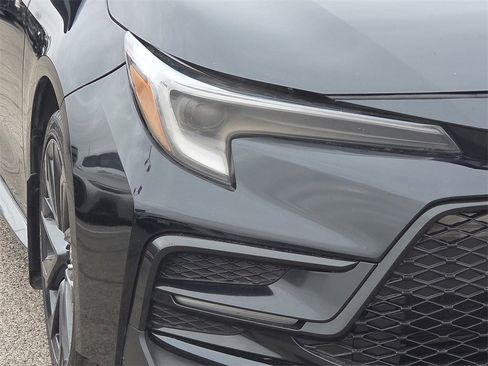 Certified 2024 Toyota Corolla SE image 10