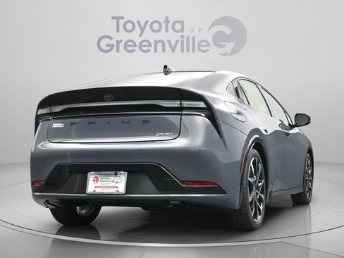 New 2026 Toyota Prius Plug-In Hybrid FWD image 14