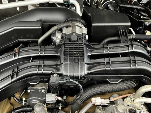 Used 2021 Subaru Outback Limited image 63