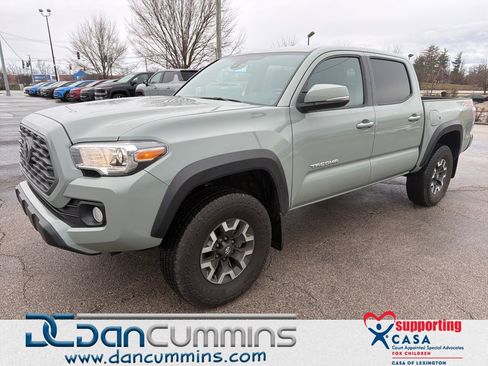 Used 2023 Toyota Tacoma TRD Off-Road image 1