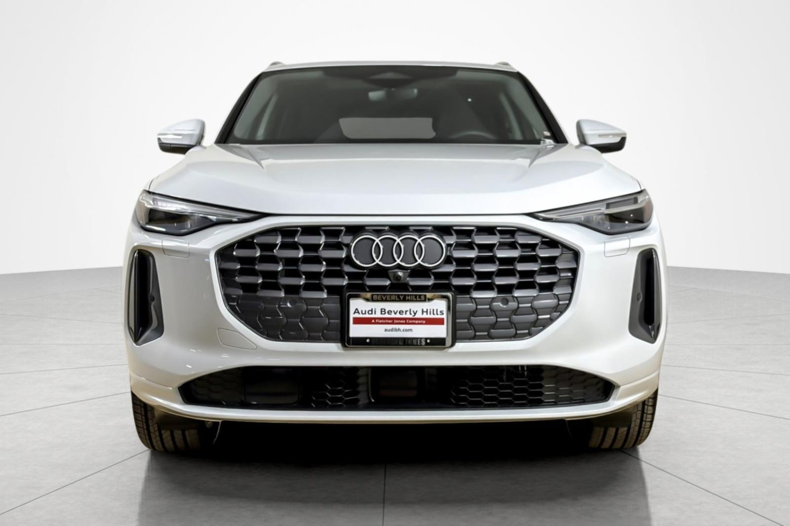 Used 2025 Audi Q5 Premium Plus w/ Premium Plus AWD/4WD image 8