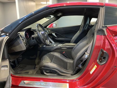 Used 2014 Chevrolet Corvette Stingray Coupe w/ Battery Protection Package image 16