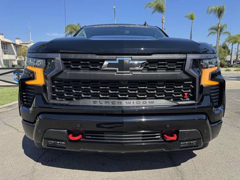 Used 2025 Chevrolet Silverado 1500 RST w/ Redline Edition AWD/4WD image 12