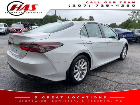 Used 2022 Toyota Camry LE w/ Carpet Mat Package (TMS) FWD image 6