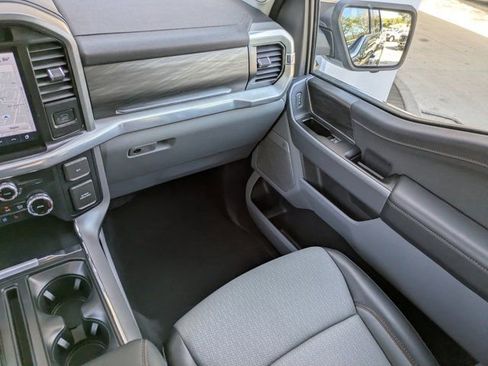 Used 2025 Ford F150 Lariat w/ Equipment Group 502A High image 20