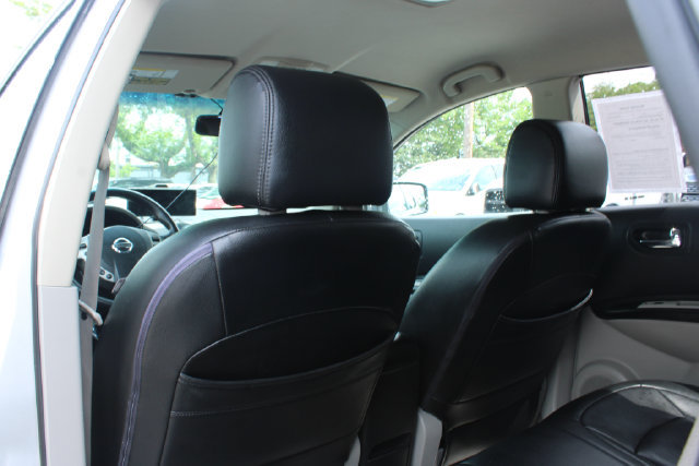 Used 2013 Nissan Rogue S w/ Special Edition Pkg FWD image 30