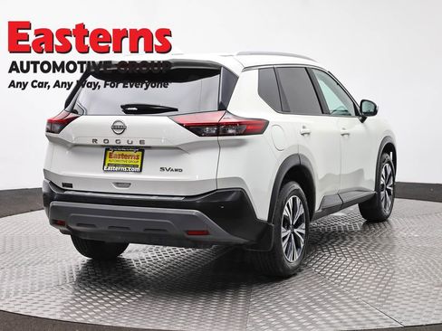 Used 2023 Nissan Rogue SV w/ SV Premium Package AWD/4WD image 5