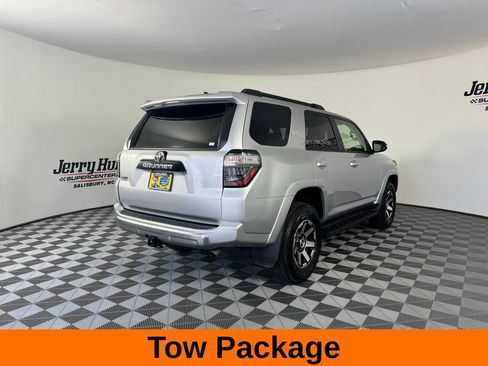 Used 2024 Toyota 4Runner TRD Off-Road Premium image 6