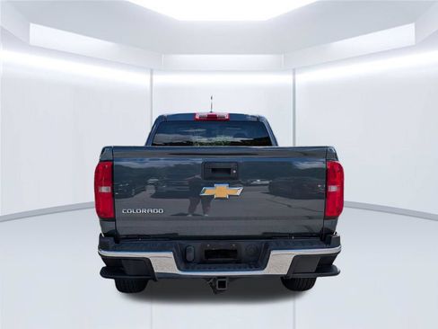 Used 2020 Chevrolet Colorado W/T RWD image 5