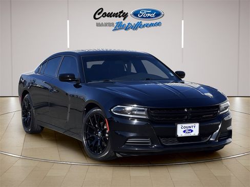 Used 2021 Dodge Charger SXT w/ Leather Interior Group image 1