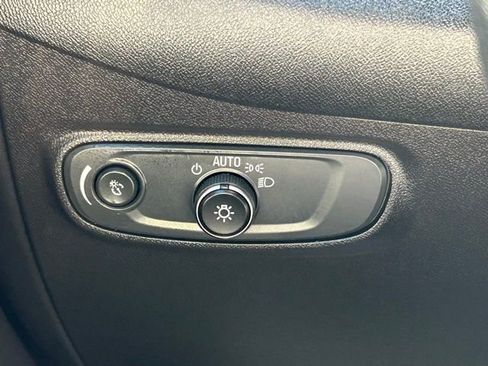 Certified 2024 Chevrolet Equinox LS w/ LS Convenience Package image 20