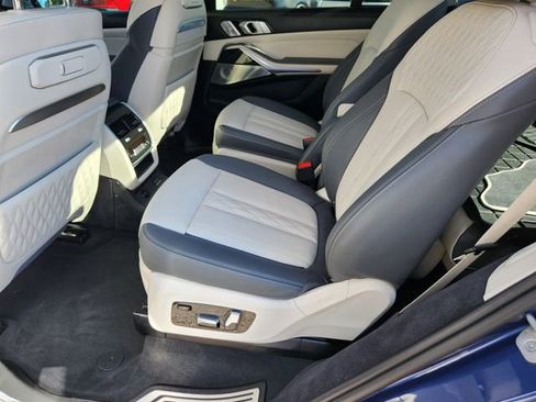 Used 2025 BMW ALPINA XB7 AWD/4WD image 28