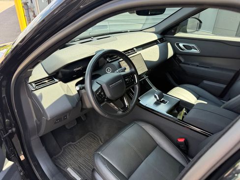 Certified 2026 Land Rover Range Rover Velar S AWD/4WD image 9