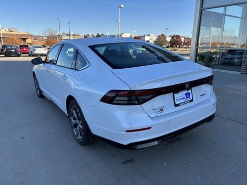 Certified 2025 Honda Accord EX-L image 7