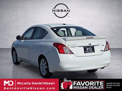 Used 2014 Nissan Versa FWD image 4