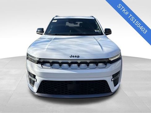 New 2026 Jeep Grand Wagoneer L 4WD image 2