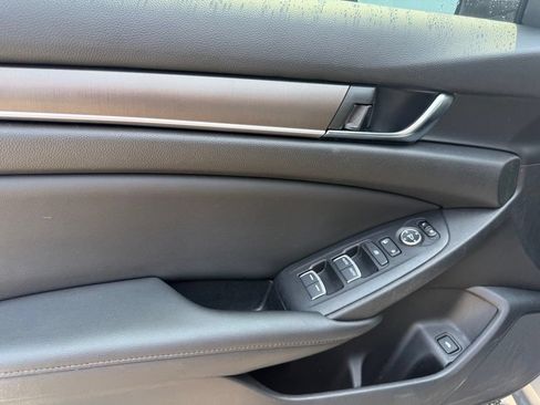 Used 2021 Honda Accord LX image 5