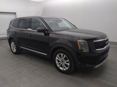 Used 2022 Kia Telluride LX FWD image 11