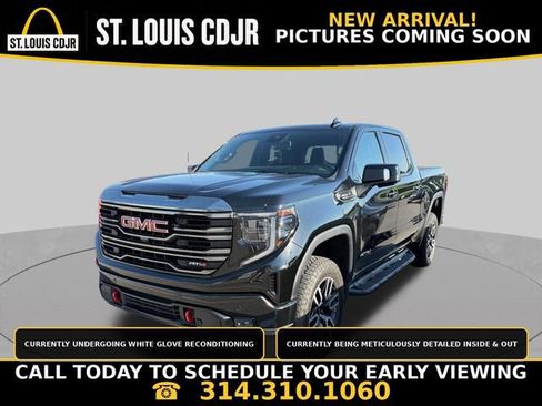 Used 2023 GMC Sierra 1500 AT4 w/ AT4 Premium Package AWD/4WD image 1