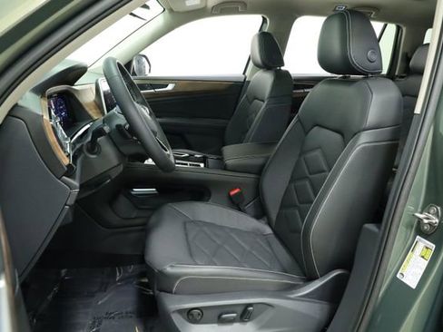 New 2026 Volkswagen Atlas SE FWD image 30