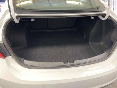 Used 2024 Chevrolet Malibu LT image 12