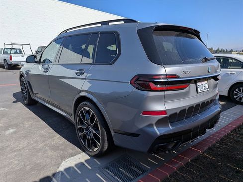 Used 2023 BMW X7 xDrive40i w/ M Sport Package image 15