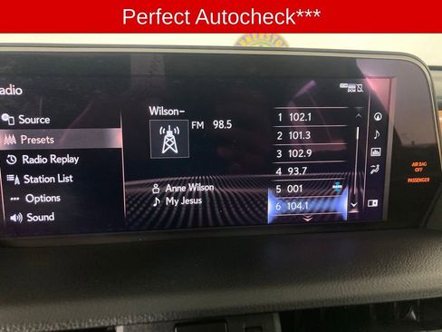 Used 2019 Lexus ES 300h 300h Luxury image 4