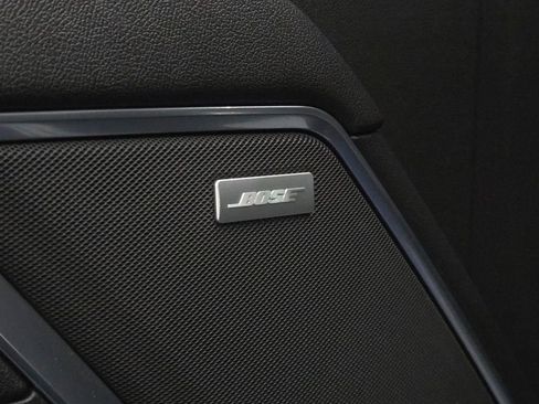 Used 2022 Chevrolet Silverado 1500 LTZ w/ LTZ Premium Package image 11