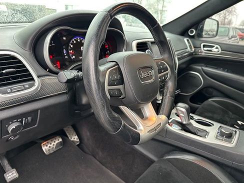 Used 2018 Jeep Grand Cherokee Trackhawk image 22