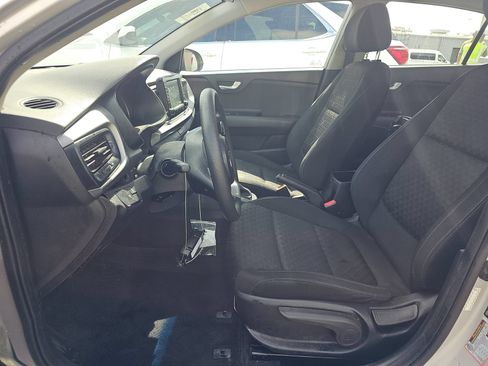 Used 2020 Kia Rio S FWD image 6