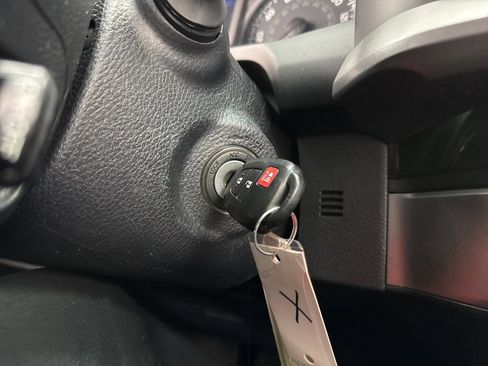 Certified 2017 Toyota Tacoma SR5 image 23