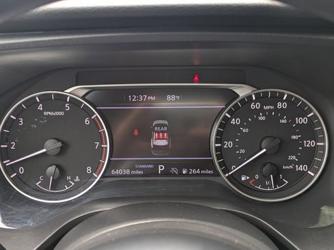 Used 2024 Nissan Rogue SV FWD image 25
