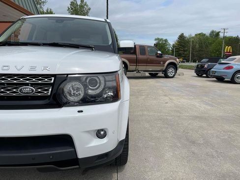 Used 2013 Land Rover Range Rover Sport HSE LUX AWD/4WD image 4