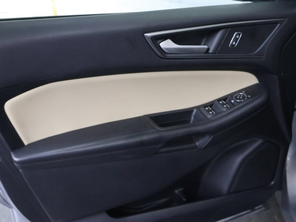 Used 2022 Ford Edge SE AWD/4WD image 15