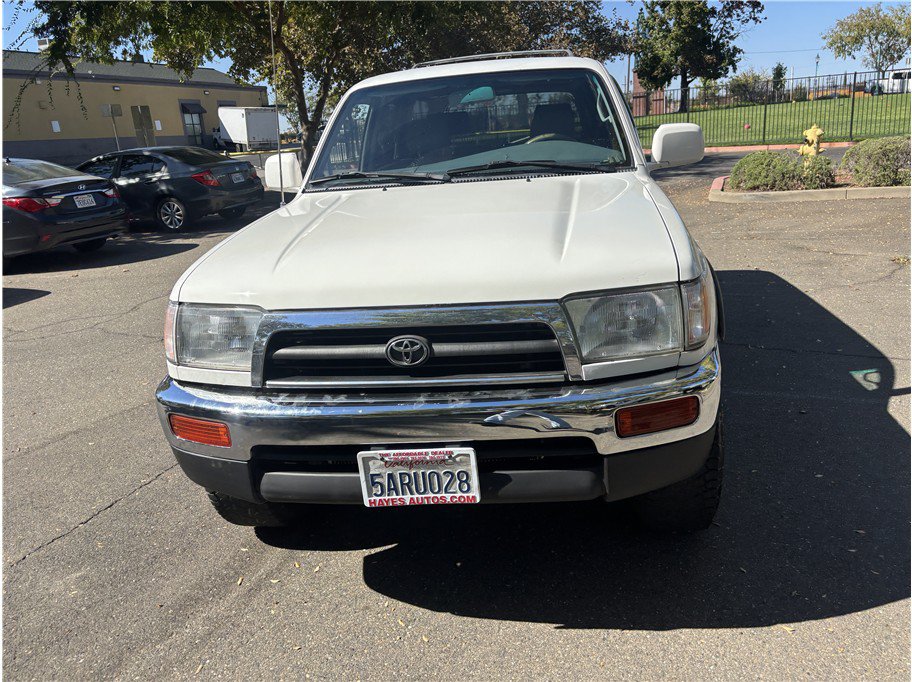 Used 1998 Toyota 4Runner SR5 w/ Preferred Equipment Group 1 AWD/4WD image 3