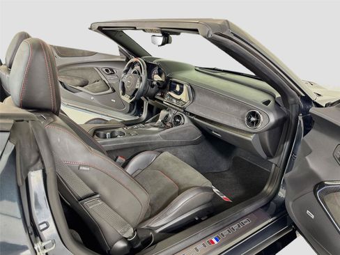 Used 2023 Chevrolet Camaro ZL1 RWD image 27