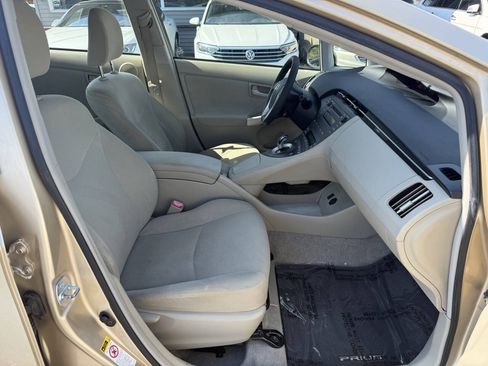 Used 2010 Toyota Prius FWD image 12