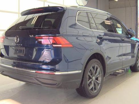 Used 2022 Volkswagen Tiguan SE image 6