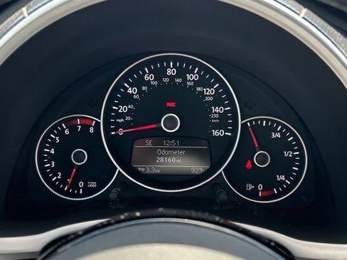 Used 2012 Volkswagen Beetle 2.0T FWD image 24