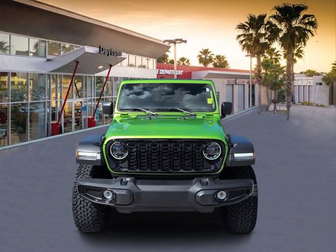 Certified 2025 Jeep Wrangler Sport AWD/4WD image 8