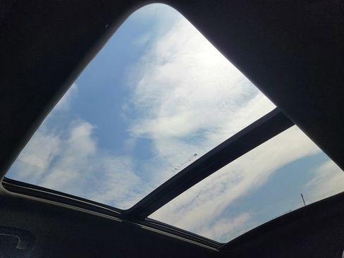 New 2025 Chevrolet TrailBlazer RS w/ Convenience Package image 33