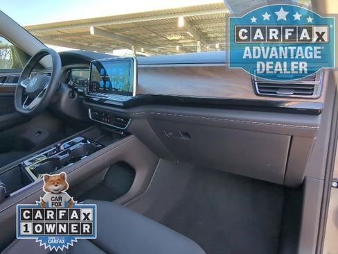 Used 2024 Volkswagen Atlas SE image 24