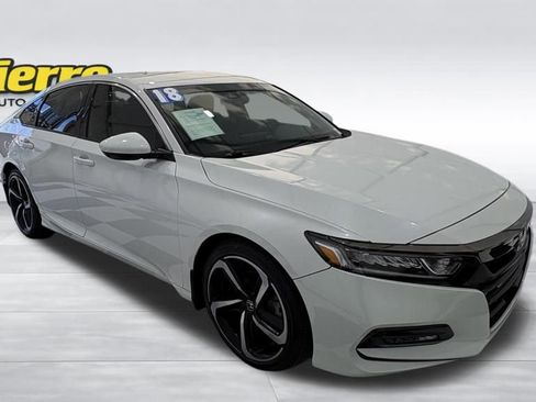 Used 2018 Honda Accord Sport image 6