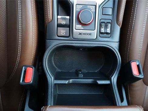 Used 2020 Subaru Forester Touring image 25