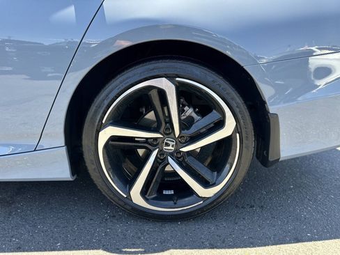 Used 2022 Honda Accord Sport image 7